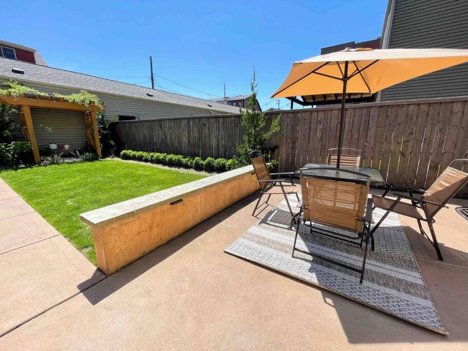 4 Bedroom 3 Bath Sleeps 10 Pet Friendly Private Backyard, 2 Car Garage, City Views, Close To All Stadiums And Casino Питтсбург Экстерьер фото