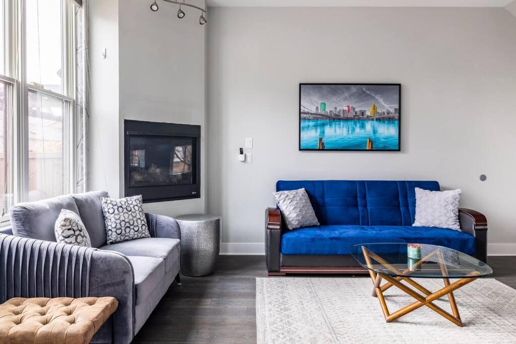 4 Bedroom 3 Bath Sleeps 10 Pet Friendly Private Backyard, 2 Car Garage, City Views, Close To All Stadiums And Casino Питтсбург Экстерьер фото